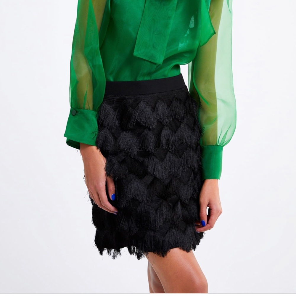 Zara Knit-Flapper black skirt
